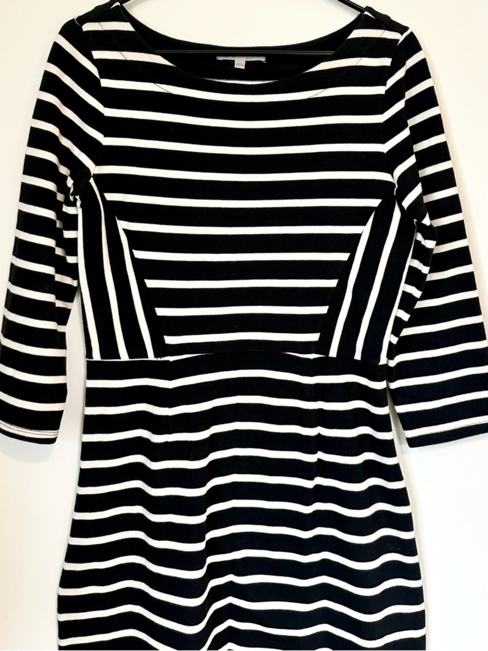 GAP Black and White Striped 3/4 Sleeve Sheath Dress - Size: Medium - Picture 4 of 5